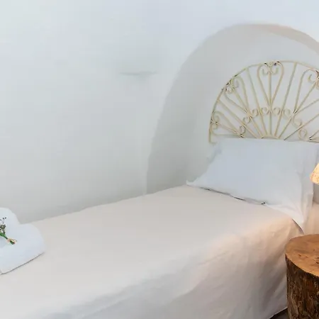 Holiday home Trullo Tonino - *